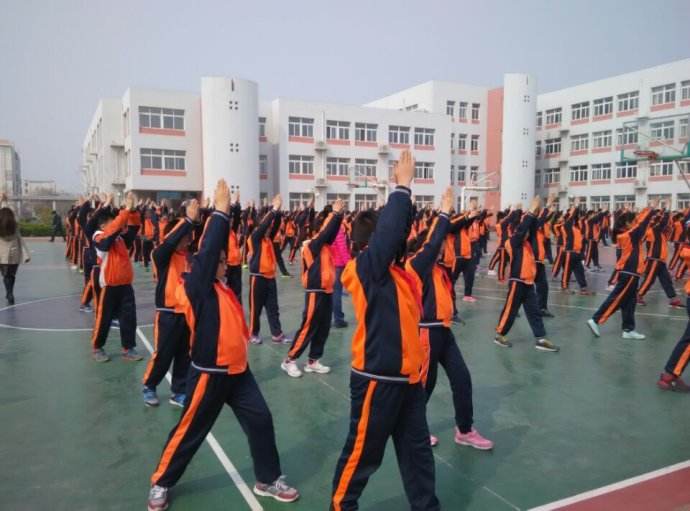 三汊河小學(xué)