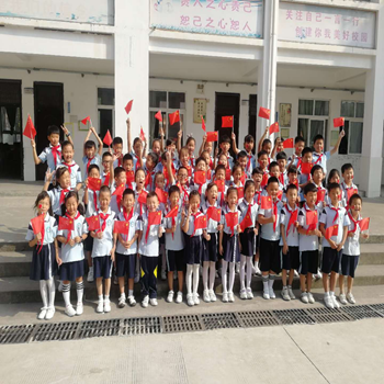 關(guān)愛(ài)留守兒童